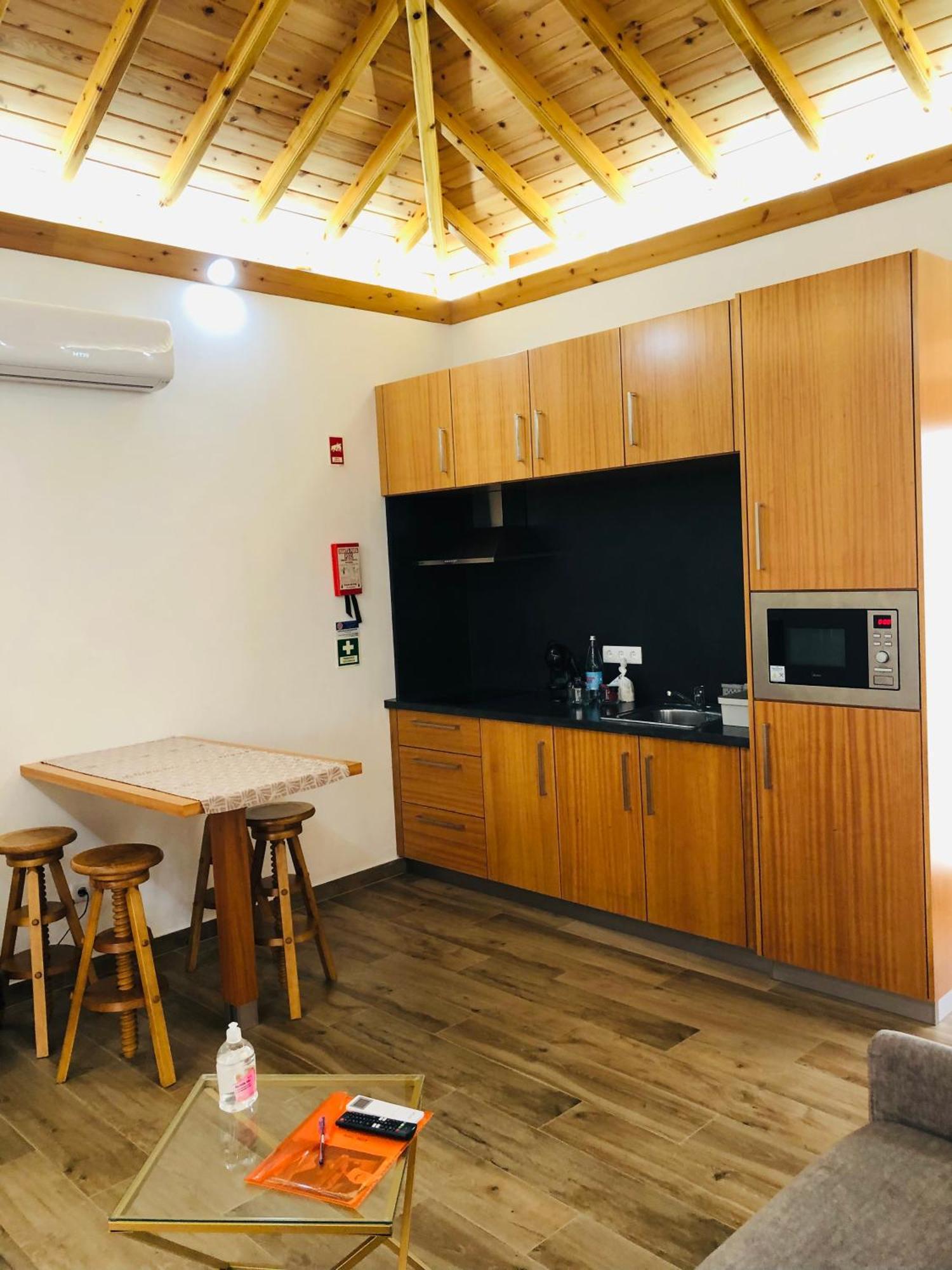 Amu- Apartamentos Misterios Da Urzelina מראה חיצוני תמונה