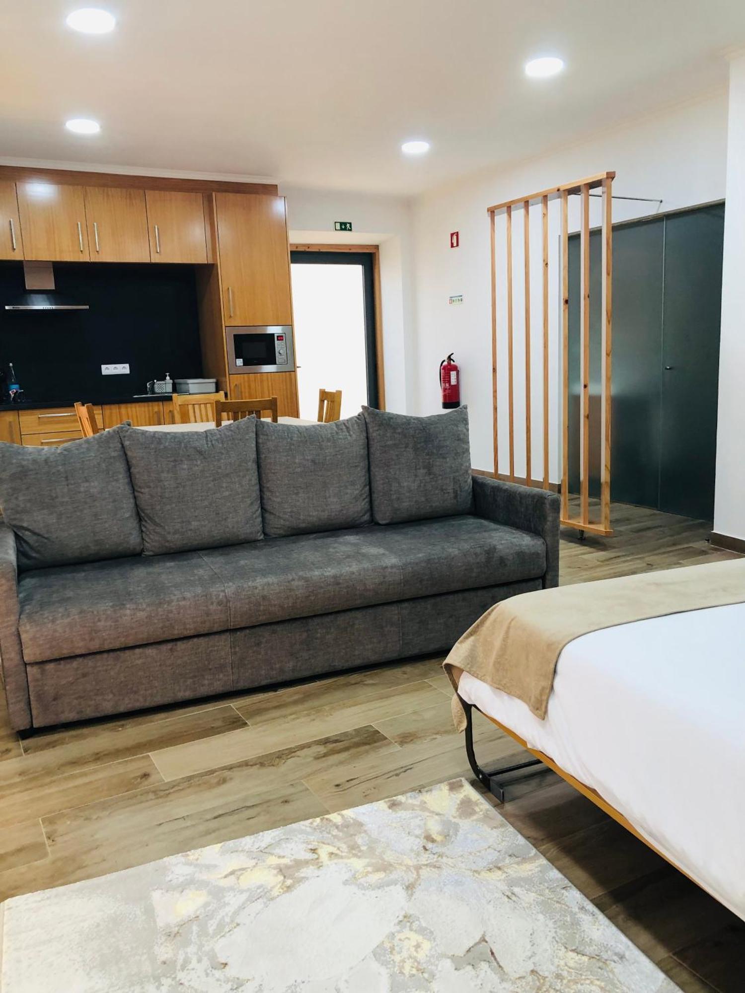 Amu- Apartamentos Misterios Da Urzelina מראה חיצוני תמונה